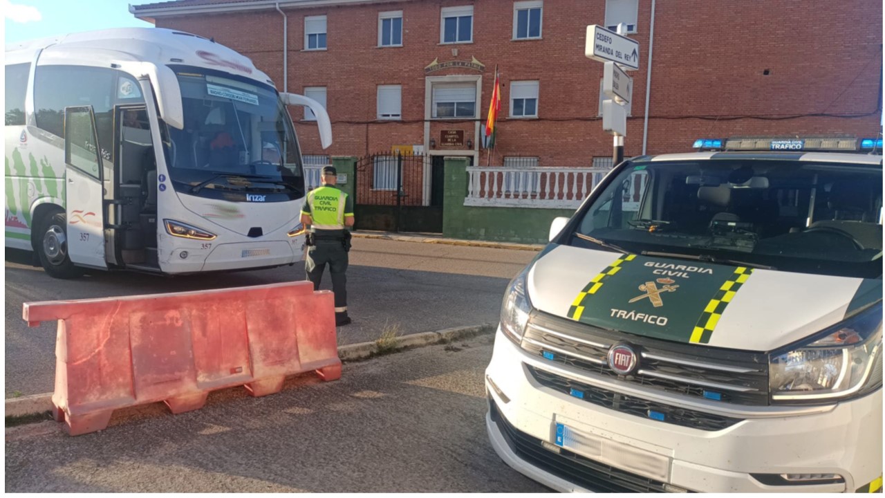 Héroe de la Guardia Civil evita tragedia al tomar el control de un autobús en Madrid-Jaén