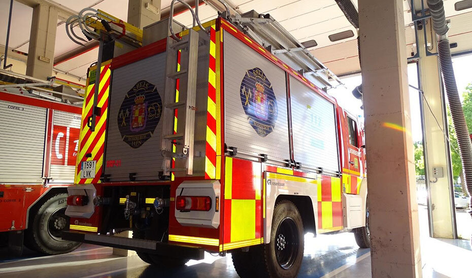 Una mujer afectada por inhalación de humo tras un incendio
