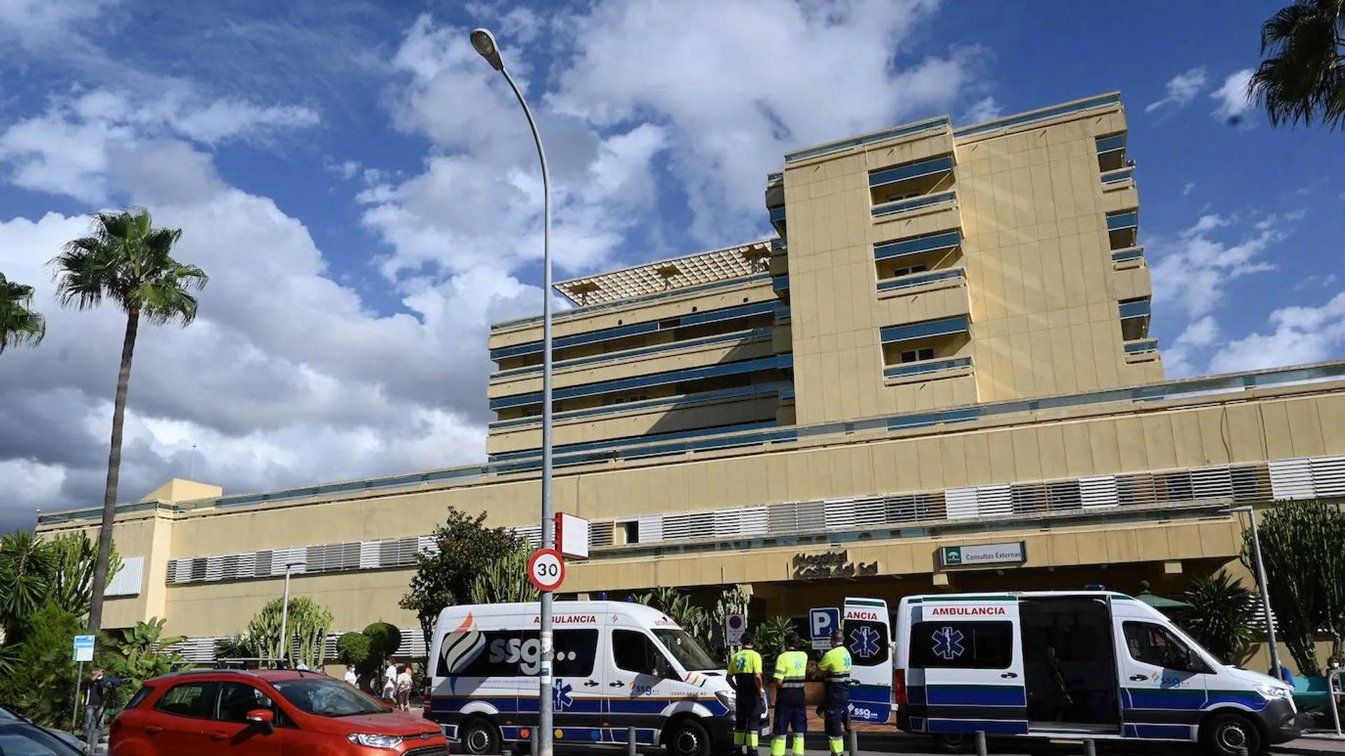 Investigan incidente de tiroteo en Fuengirola que deja a un joven hospitalizado con lesiones de bala en la pierna
