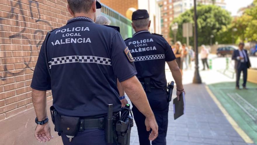 Buscan a un conductor fugado tras atropellar a un niño de 8 años en Valencia