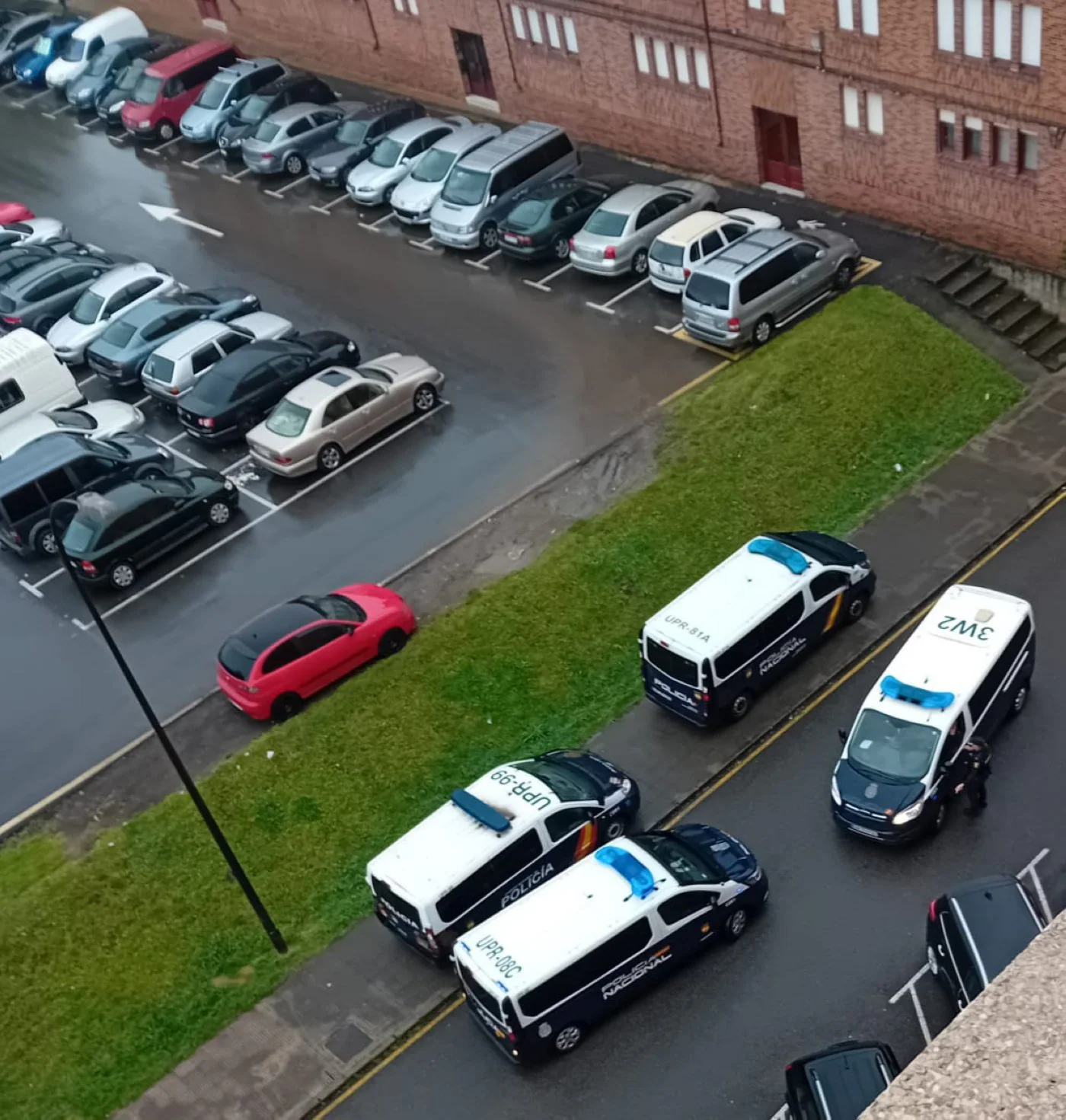 Operación antidroga en Avilés: al menos cuatro detenidos en una operación en el Polígono de La Magdalena