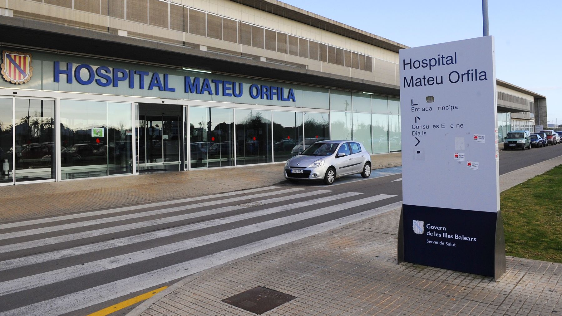 El piloto de una avioneta, herido después de que se estrellara cerca del Aeroclub Menorca