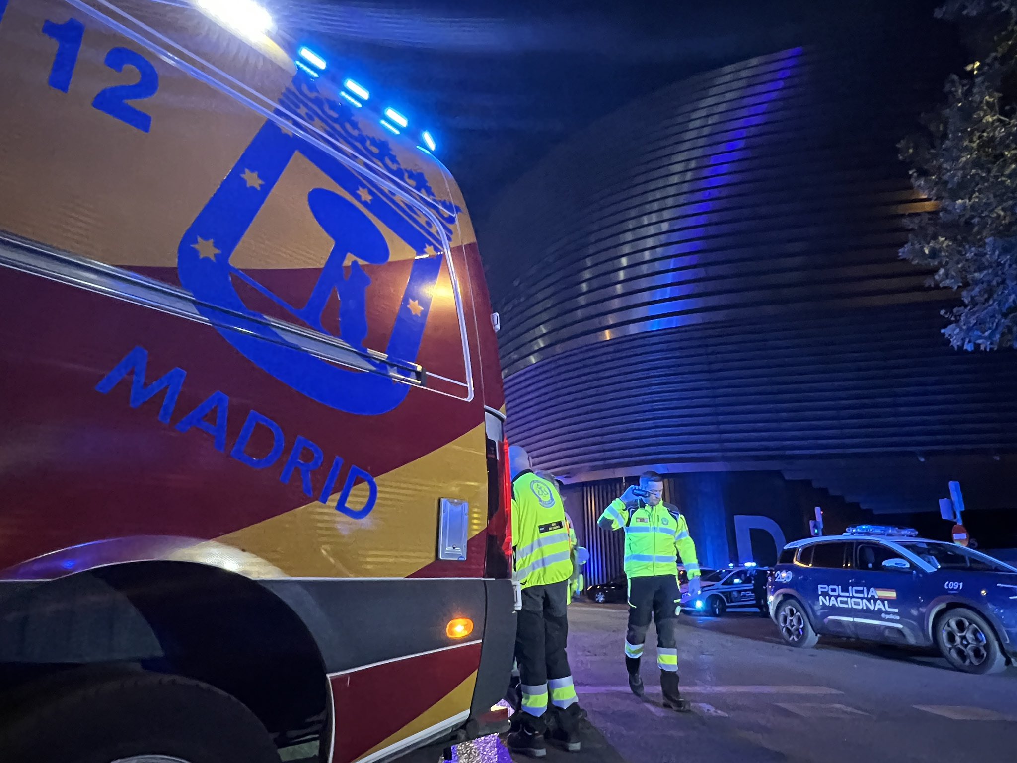 Reyerta violenta junto al estadio Santiago Bernabéu deja once heridos, uno en estado grave