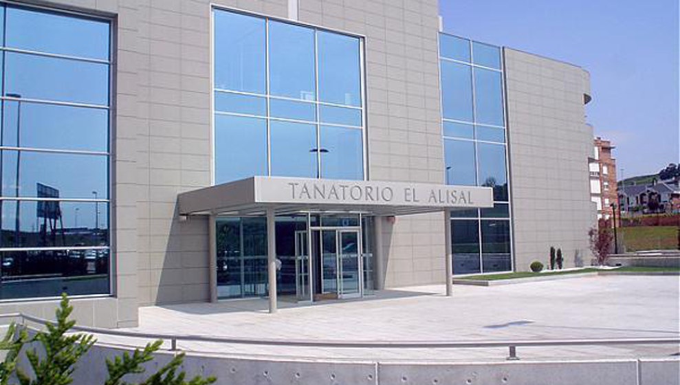 Un tiroteo a las afueras del tanatorio de El Alisal termina sin heridos