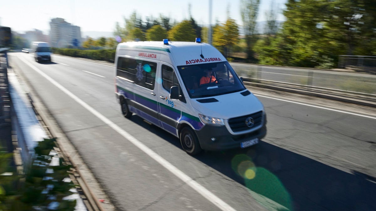 Trasladado al hospital en Navarra un trabajador de 52 años tras una caída en una obra