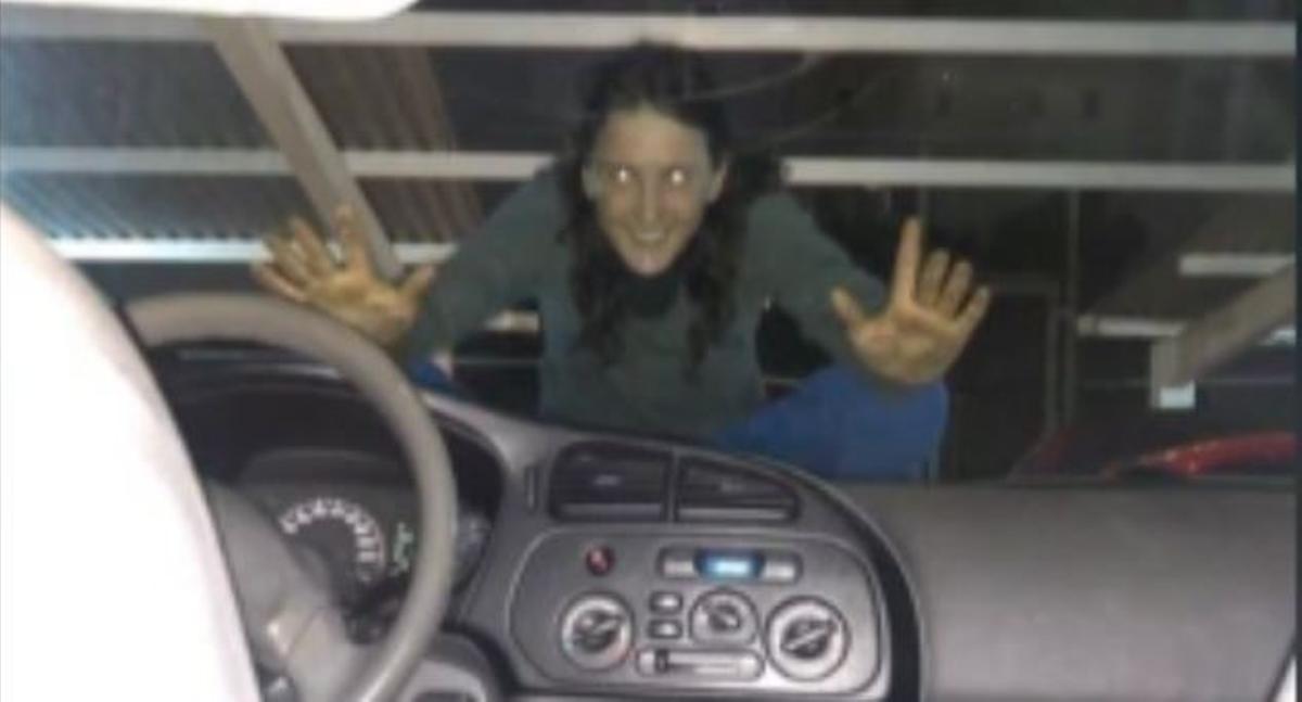 Vídeo: Detenida en Madrid: Acreedora del esperpento, Rebeca García acosaba a sus víctimas en las calles.