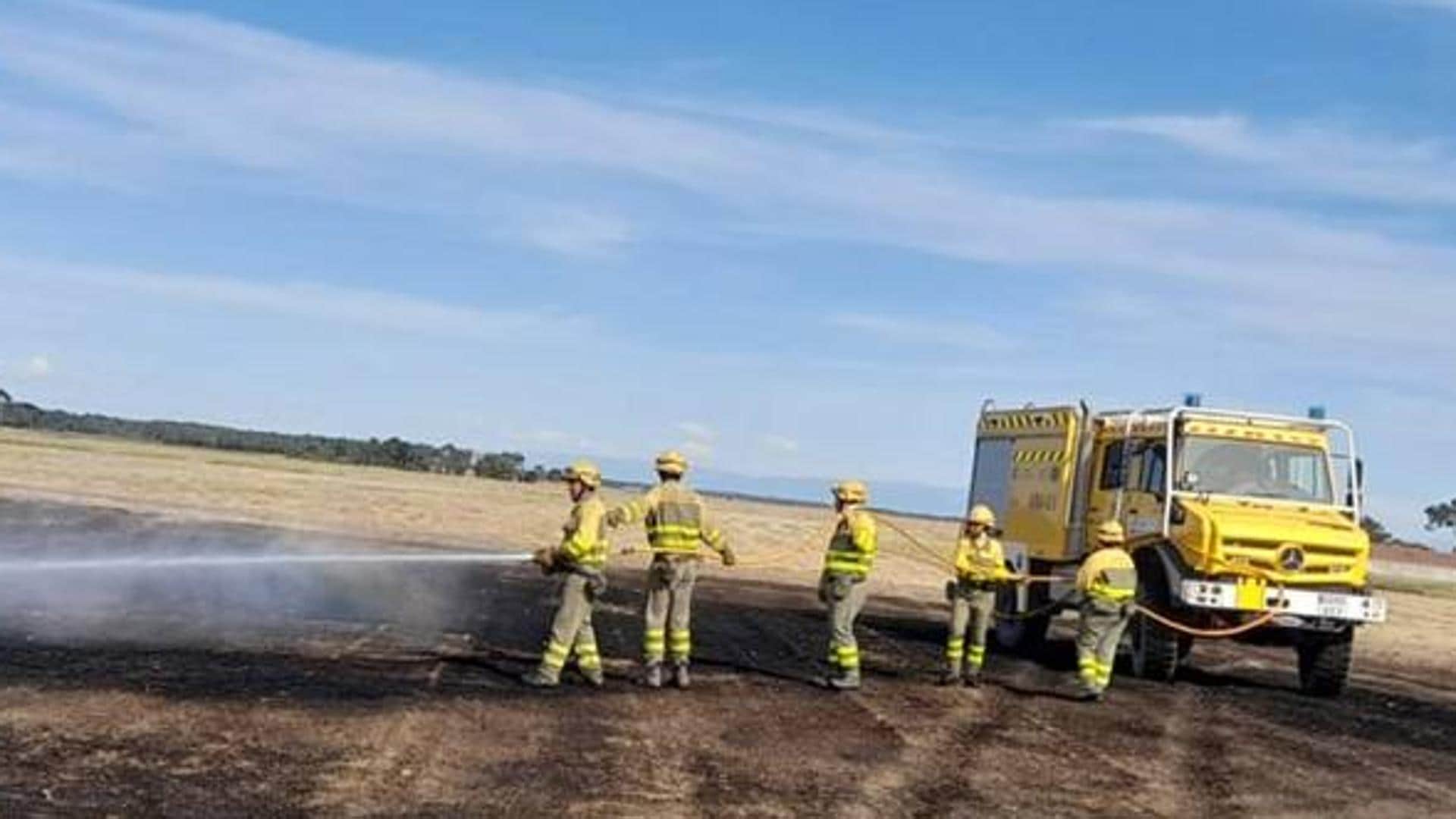 Bomberos extinguen incendio en Salamanca y solo queda uno activo en Castilla y León