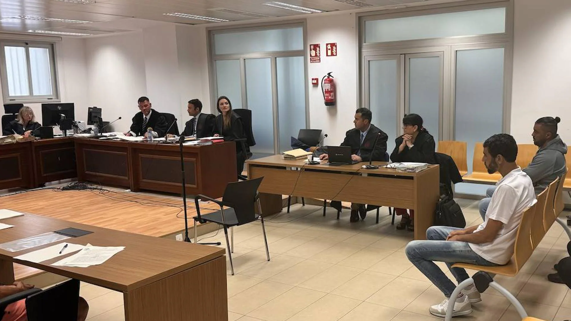 Confiesa autoría de brutal asesinato en juicio: hombre admite haber matado a pedradas a un ciudadano con movilidad reducida en Alicante