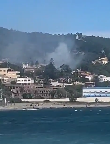 El servicio de bomberos controla un incendio en las inmediaciones de García Aldave