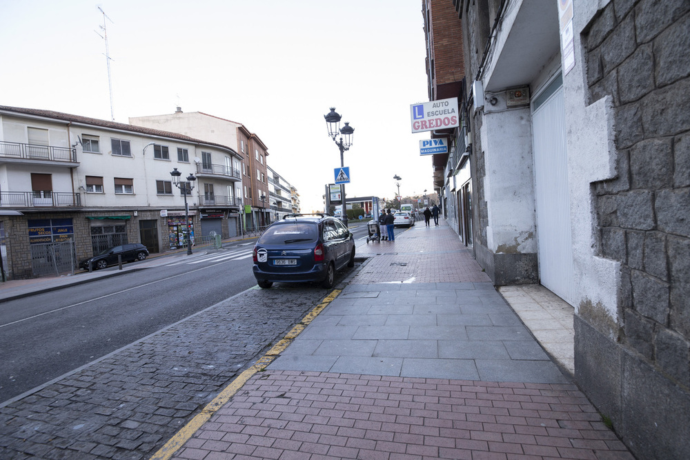 Cuatro heridos en una pelea en la Avenida de Madrid
