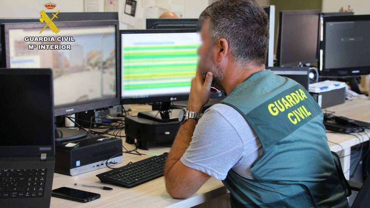 AGENTE DE LA GUARDIA CIVIL. - DGGC