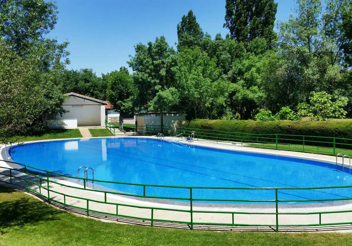 Desvalijan el bar de la piscina municipal de Los Santos en Salamanca en plena temporada de verano