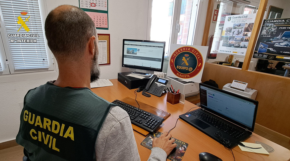 Dos personas investigadas por estafa cibernética en Albacete y León