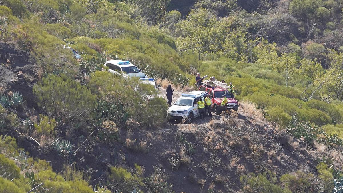 Decenas de efectivos durante el macrodispositivo de búsqueda del turista británico de 19 años, Jay Slater. Europa Press