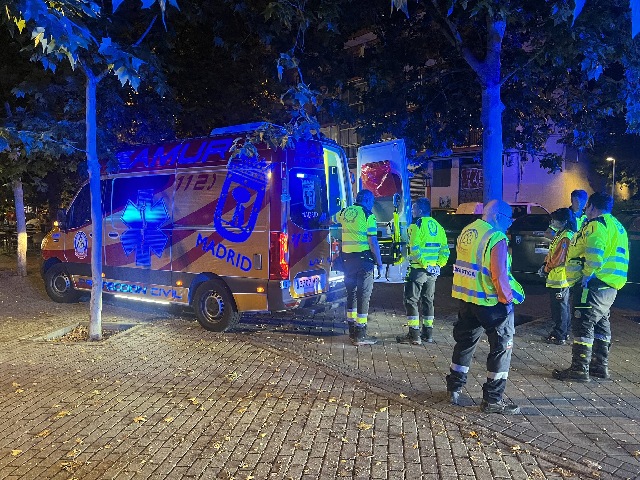 Un hombre recibe varias puñaladas en plena calle en Carabanchel