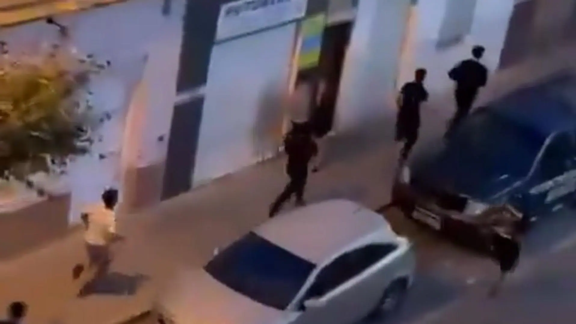 Dos menores detenidos y un herido con tres puñaladas en las fiestas de la Hoya | Fiestas de la Hoya | Agresión con arma blanca | Sucesos en Elche