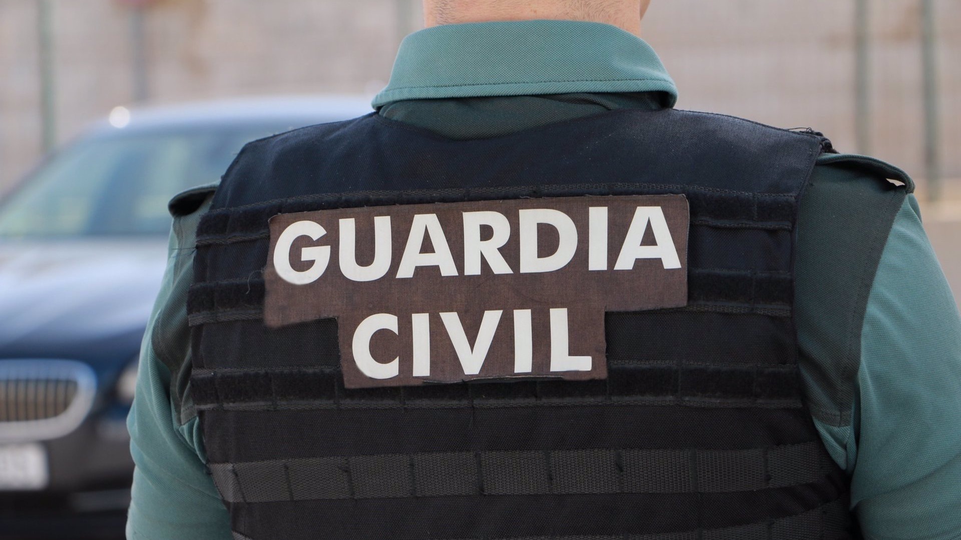 La Guardia Civil busca a dos individuos por violar a una menor en Beniel