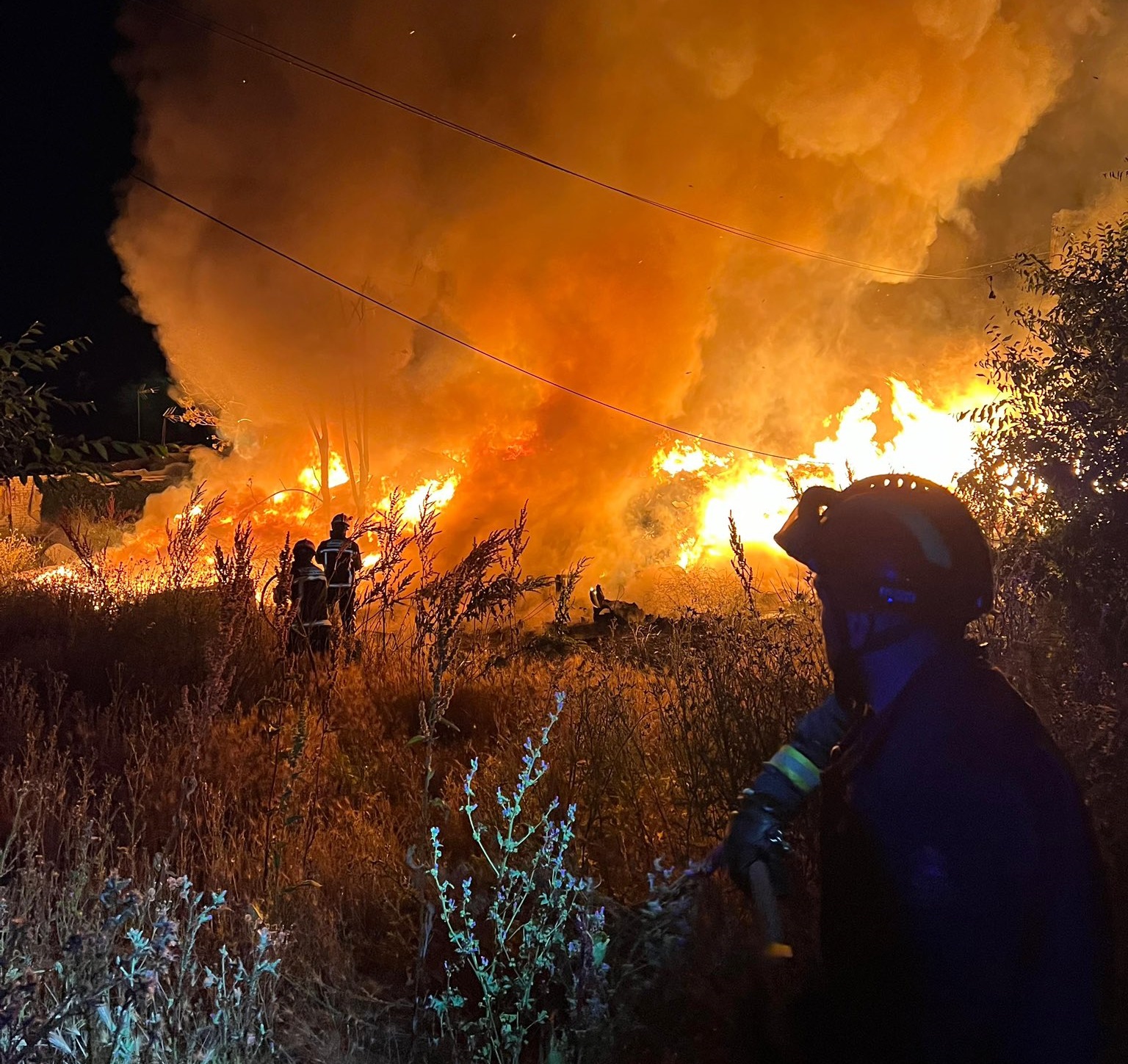 Un nuevo incendio en el poblado de Las Sabinas pone en guardia a los Bomberos