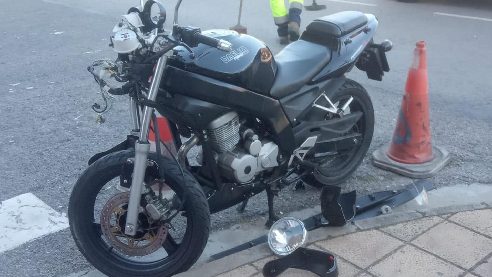 Sucesos en Burgos: Herido un motorista tras chocar contra un turismo en Obdulio Fernández