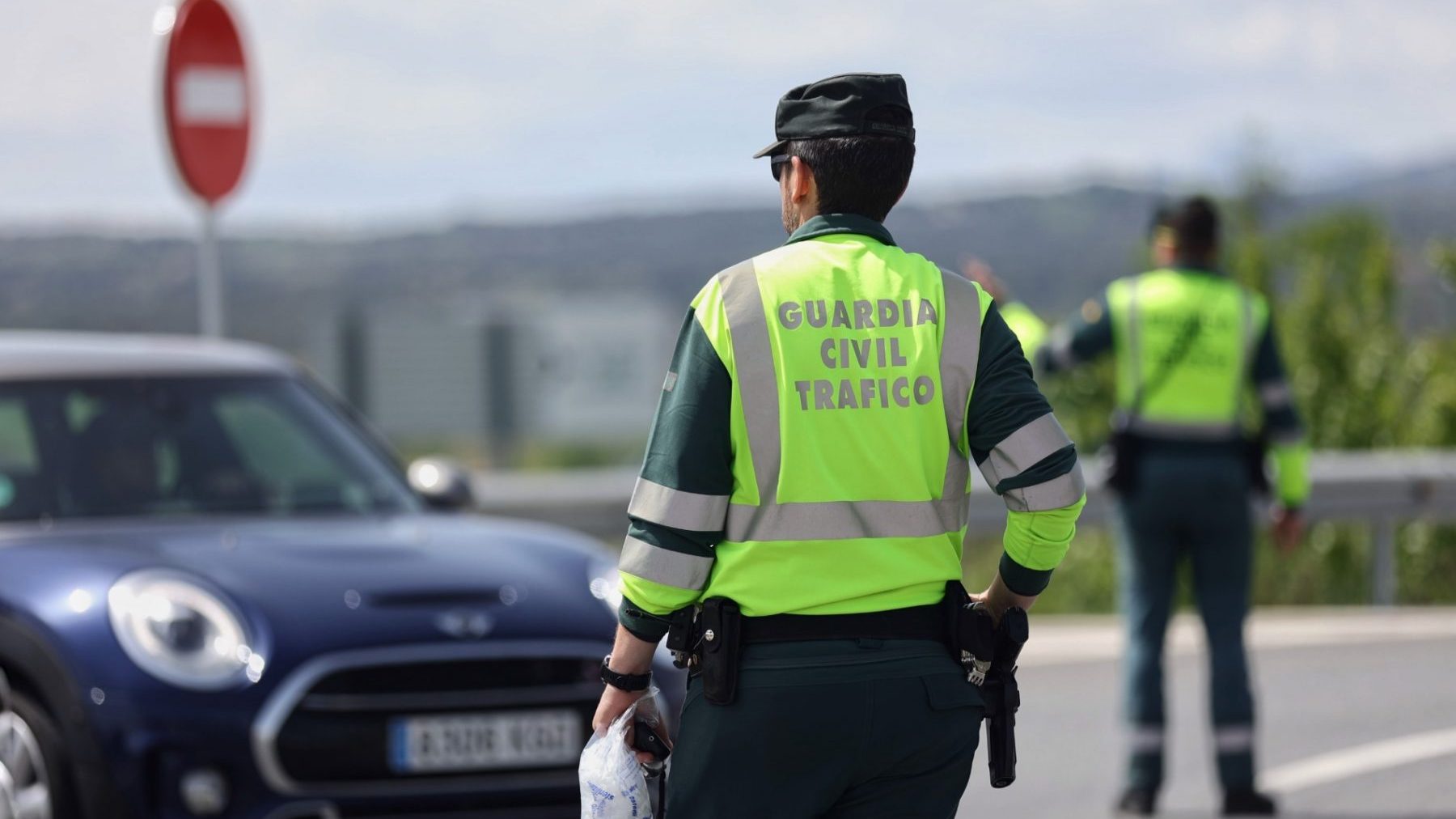 Pillan borracho y usando el móvil a un conductor de autobús que llevaba a 23 pasajeros a bordo en Mallorca