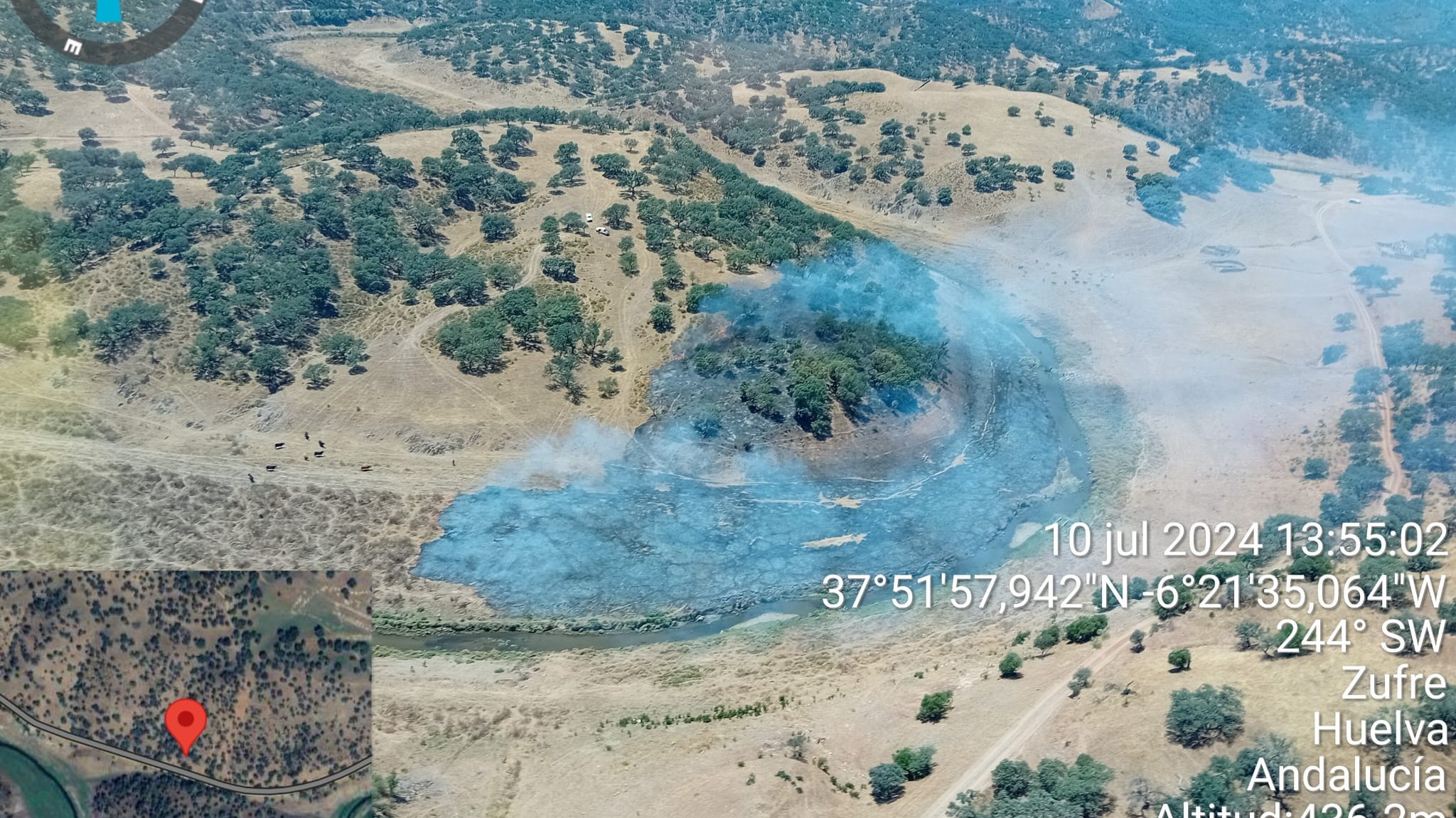Incendio en Zufre: Amplio despliegue del Infoca en el paraje Embalse