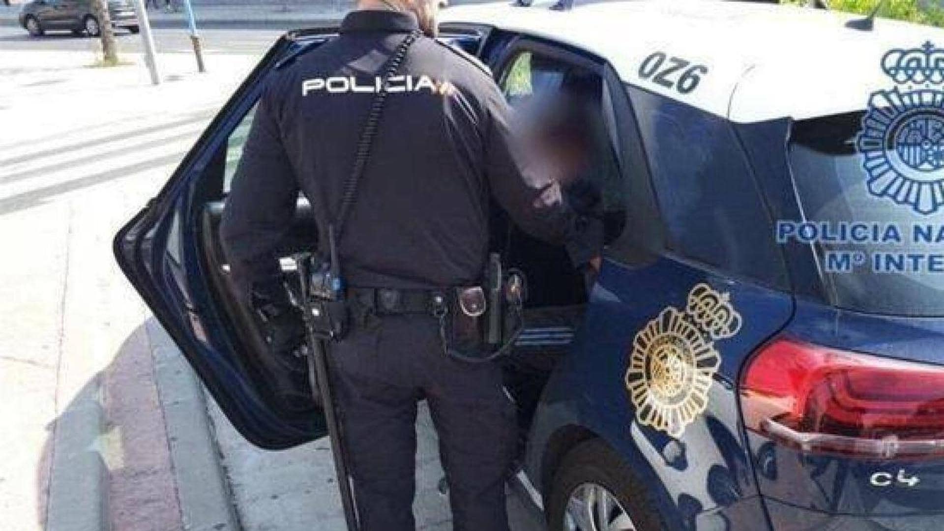 Detenido menor en Burgos tras robar y colisionar con un vehículo en plena avenida