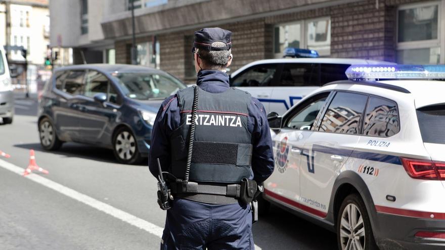 Ingresan en prisión dos detenidos por robar en varias viviendas de Donostia
