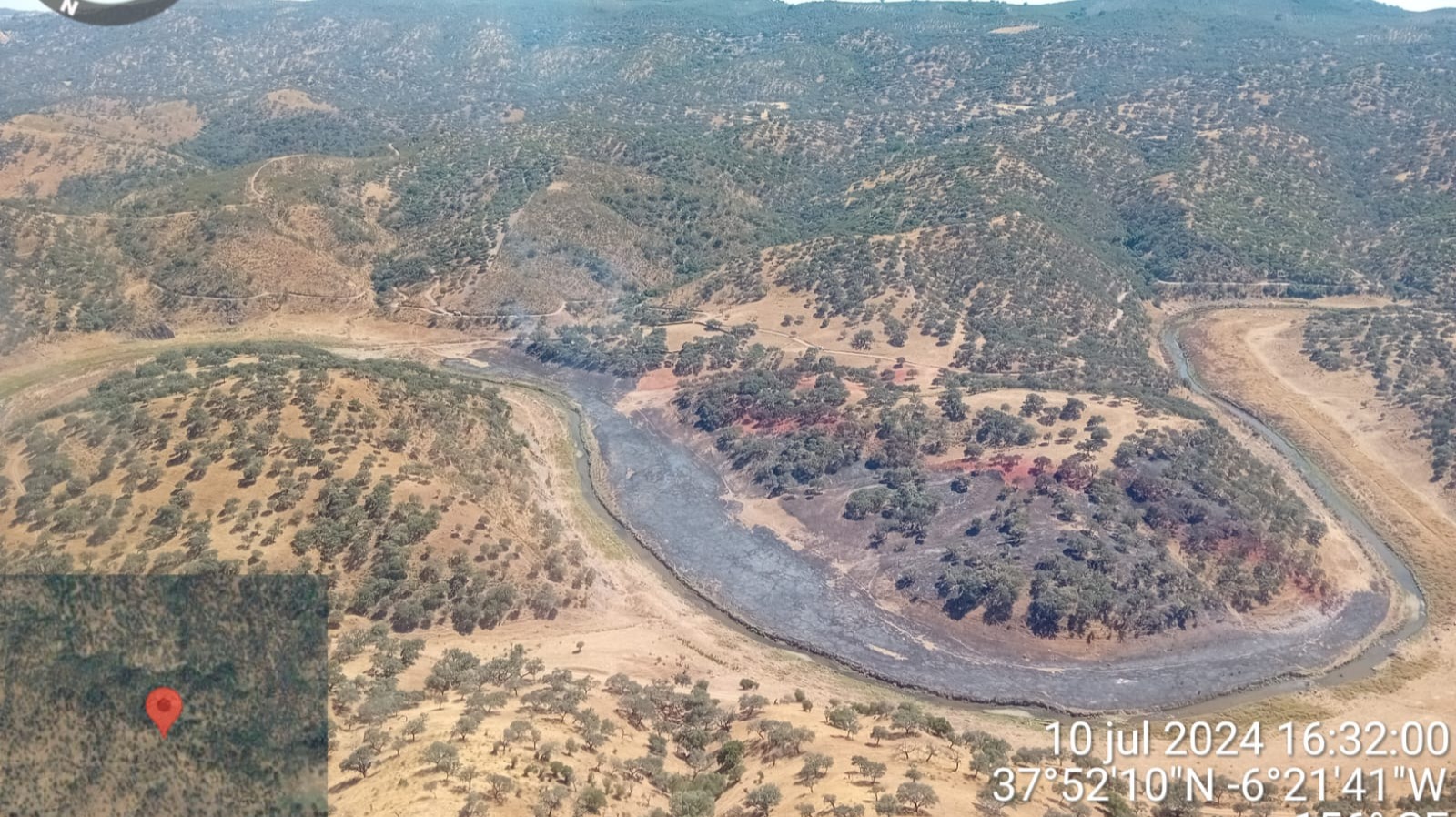 Estabilizado el incendio en el paraje Caravales de Zufre