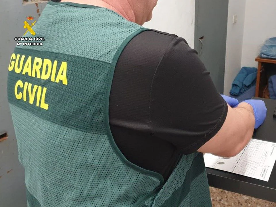 Secuestran en Torrevieja a un hombre por perder dos bolsas de droga en un traslado | Secuestro Torrevieja | Secuestros en Alicante | Supermercado de droga Alicante