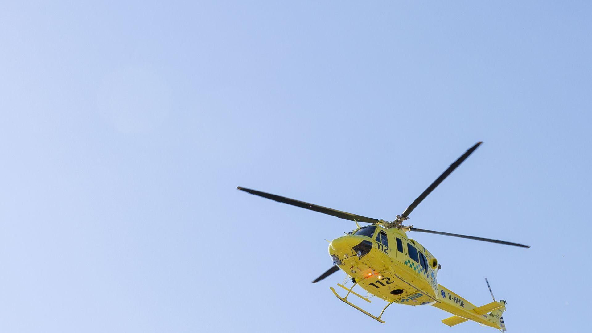 Helicóptero traslada a ciclista herido a Vitoria tras sufrir grave caída en Ezcaray