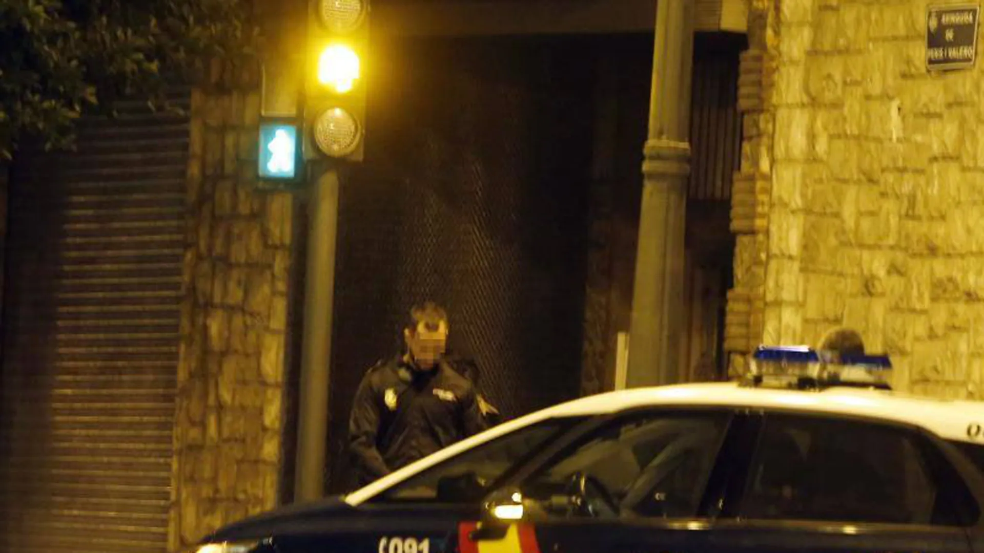 Decapitan a un hombre en el puente de Astilleros del barrio de Nazaret en Valencia