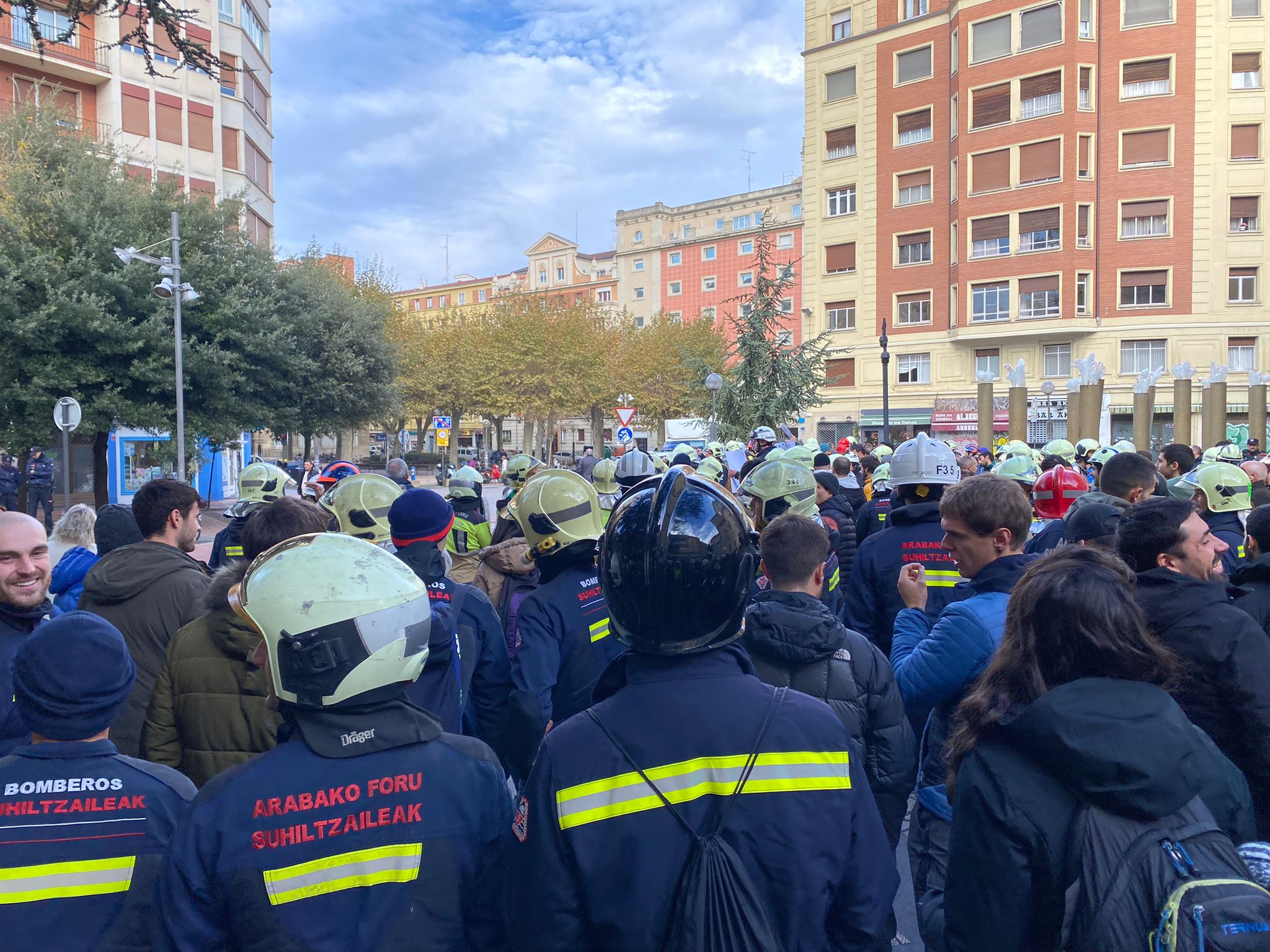 Huelga de bomberos en Álava: exigen soluciones a problemas estructurales de la plantilla