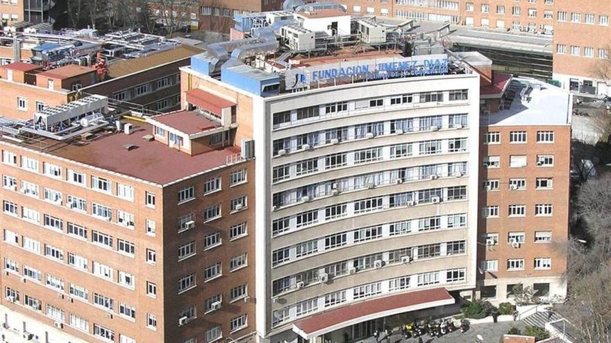 Un fuego ya extinguido obliga a evacuar varias plantas del hospital Fundación Jiménez Díaz de Madrid