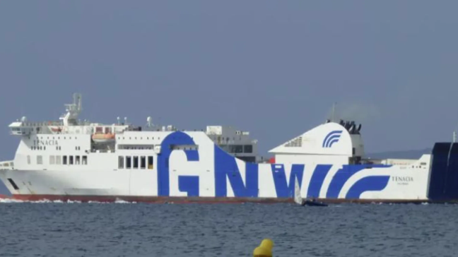 El incendio en la sala de máquinas de un ferry afecta a 350 pasajeros en el norte de Ibiza