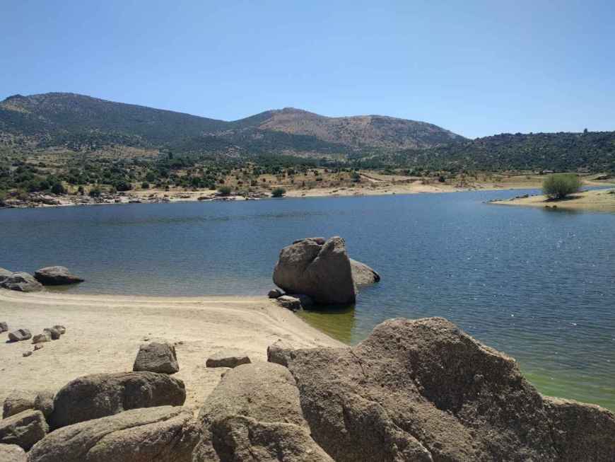 Joven de 18 años fallece ahogado en el embalse de El Burguillo en Ávila