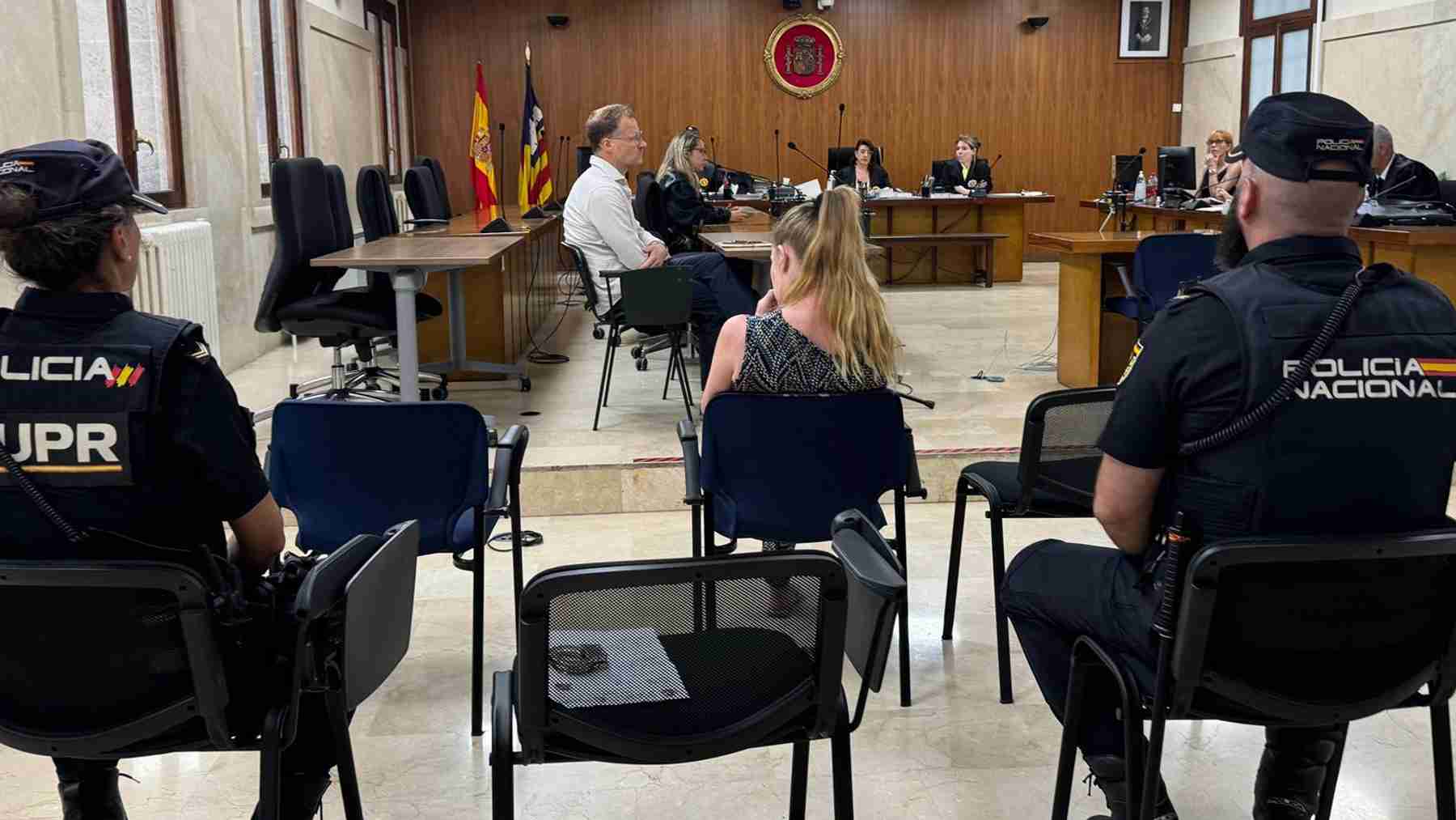 Siete años y medio de cárcel para una mujer que intentó asesinar a su pareja a puñaladas en Can Picafort