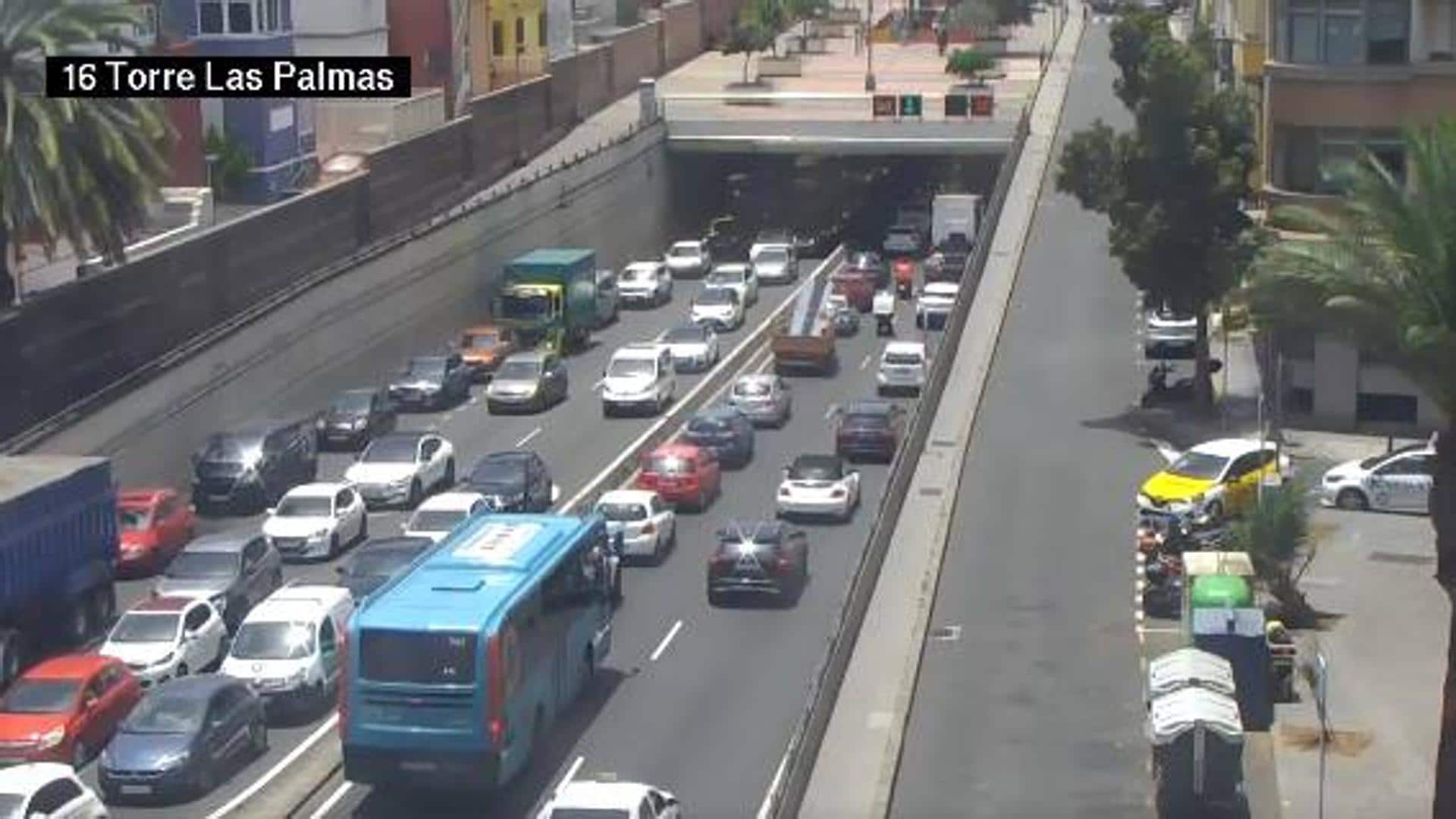 Nuevo siniestro en el Julio Luengo provoca caos circulatorio en Las Palmas de Gran Canaria