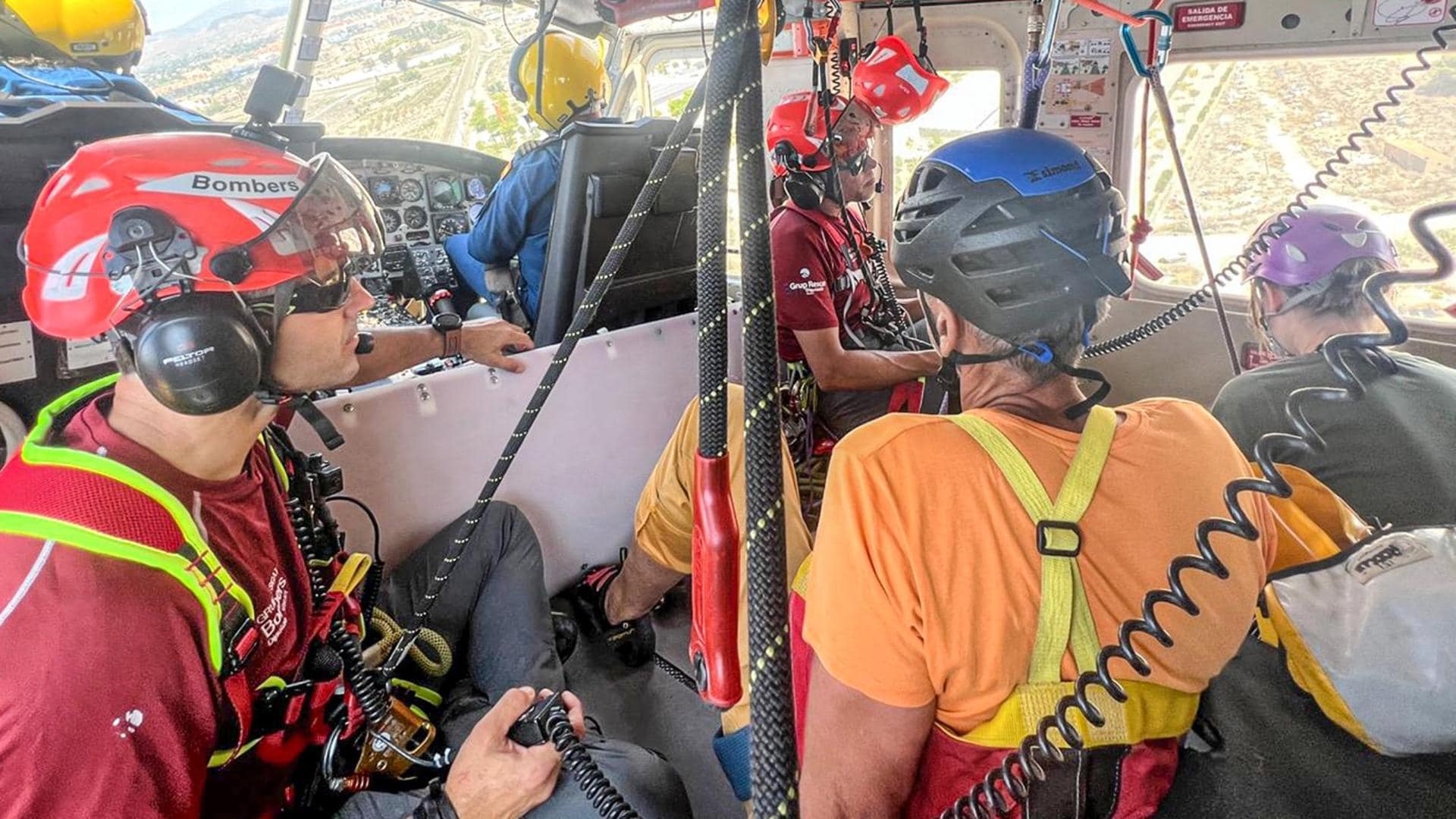 Espectacular rescate de un escalador accidentado en el Morro del Toix de Calp