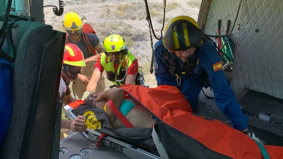 Rescatan en helicóptero a una senderista herida en Calblanque