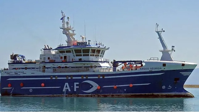 Rescate en marcha: entre los tripulantes del pesquero naufragado 'Argos Georgia' se encuentran 10 españoles