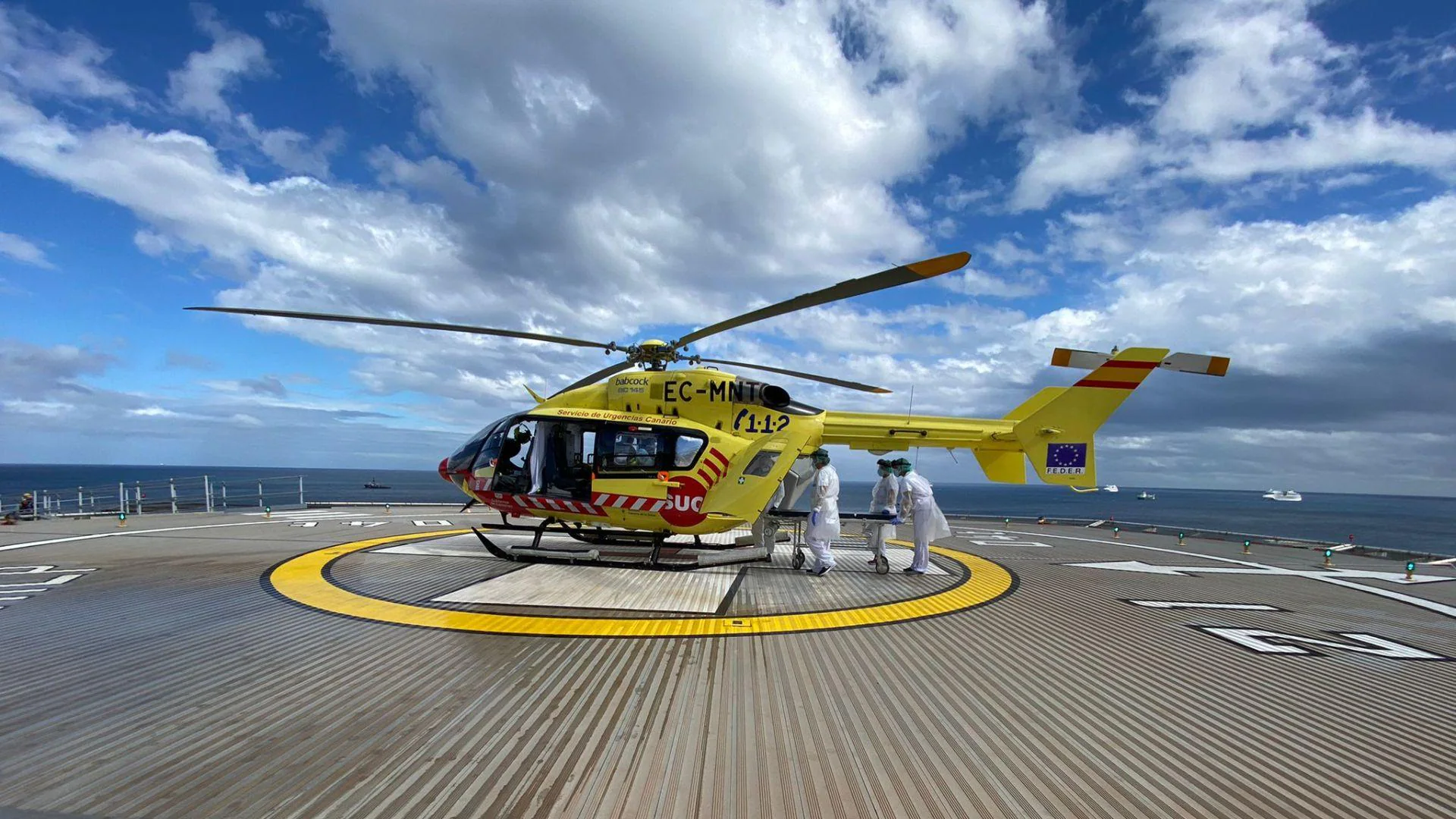 Un motorista herido de gravedad es evacuado en helicóptero al Hospital de Gran Canaria Doctor Negrín