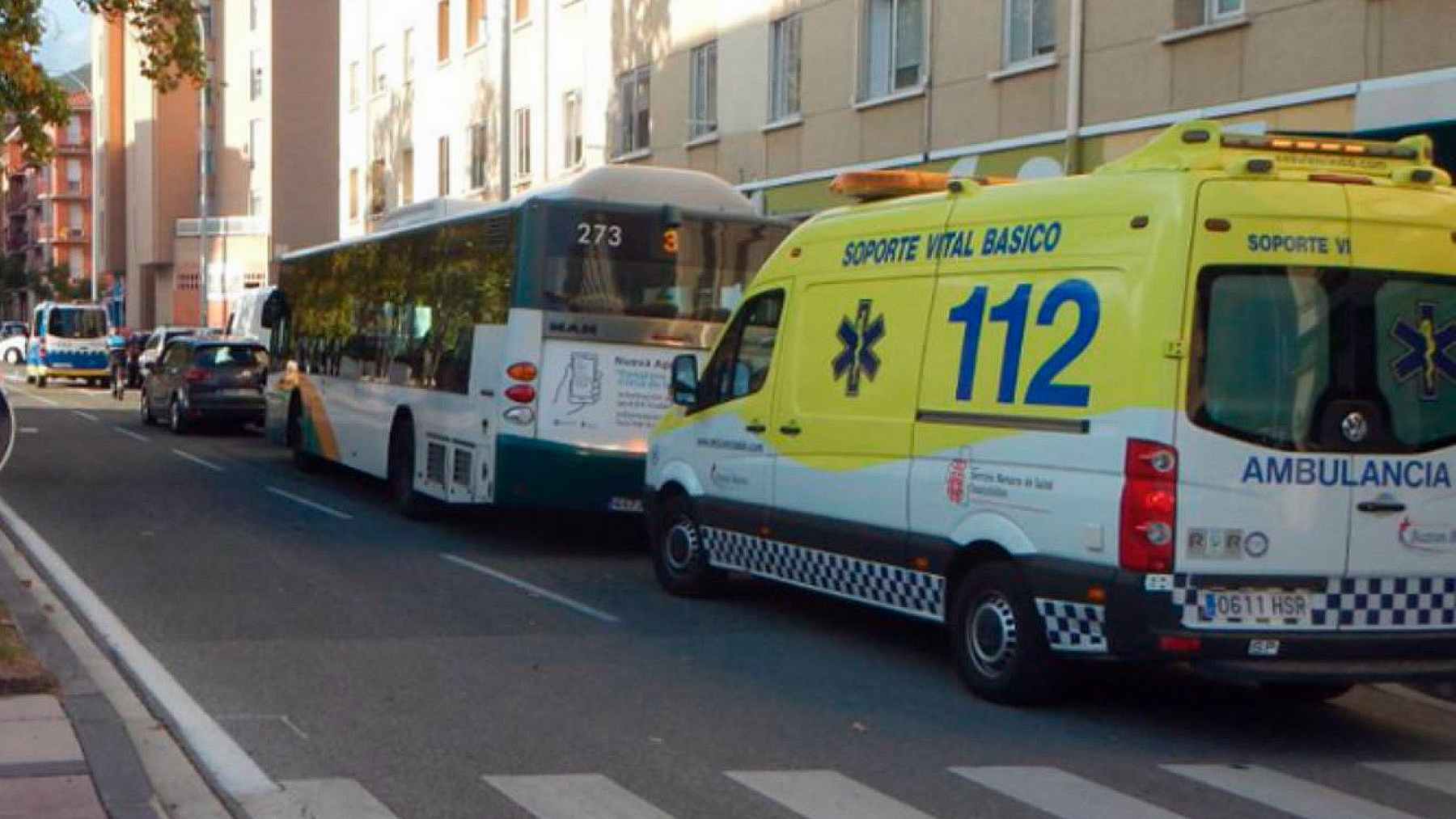 Herida grave una mujer en el interior de una villavesa de Pamplona tras un frenazo del conductor