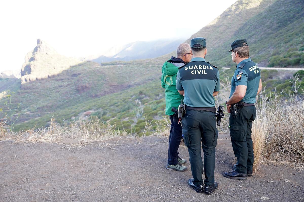 La desaparición de Jay Slater activa distintas teorías: desde las mafias en el sur de Tenerife hasta el lugar donde podría estar su cuerpo