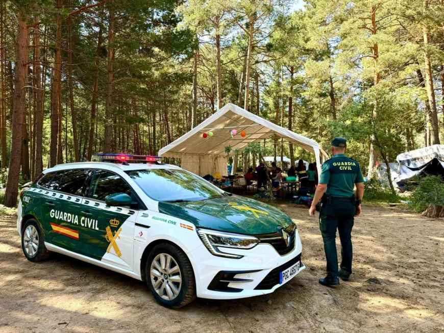 La Guardia Civil evacua a 57 niños de un campamento en Vinuesa por una fuerte tormenta de agua y granizo