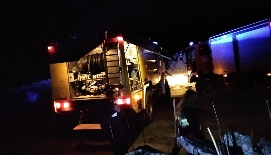 Bomberos logran sofocar incendio en tierra de cultivo en Villaralbo, evitando daños a naves industriales