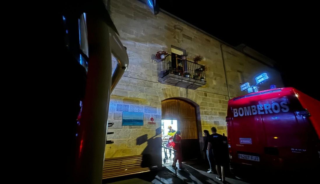 Herido tras caer por una ventana en una residencia de Zamora: así ha sido el rescate