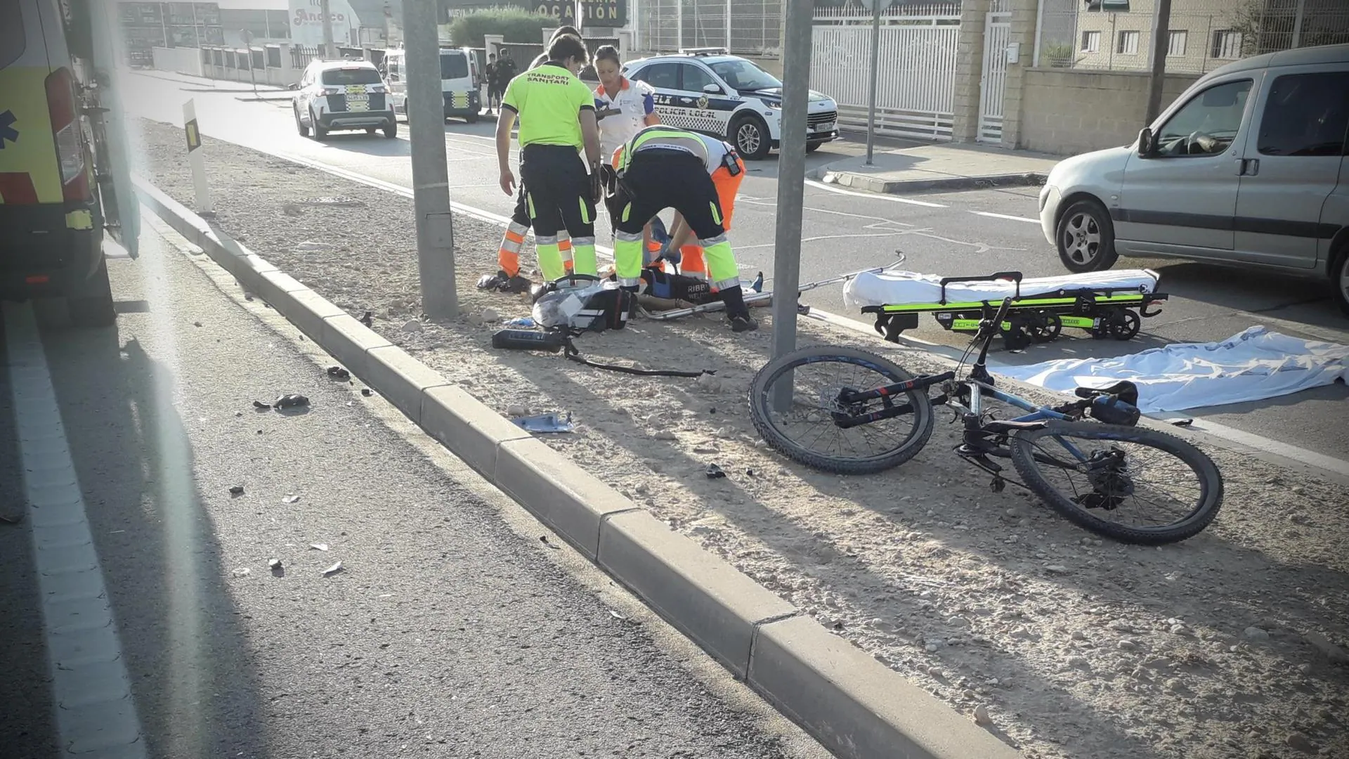 SUCESO | Localizan al conductor que se dio a la fuga tras arrollar a un ciclista en Elche