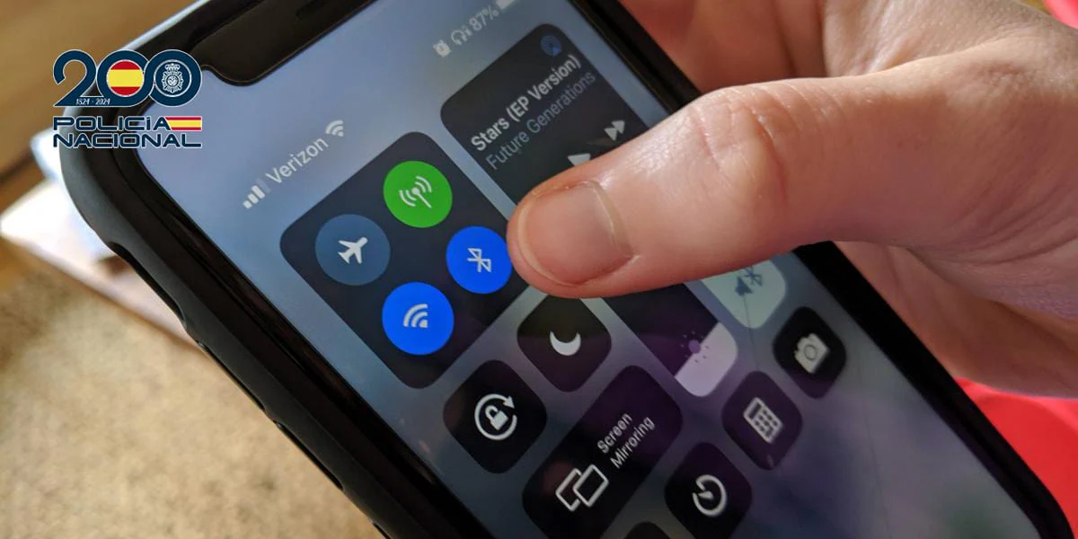 Cuidado con el ‘Bluesnarfing’: Delincuentes roban datos personales a través del bluetooth