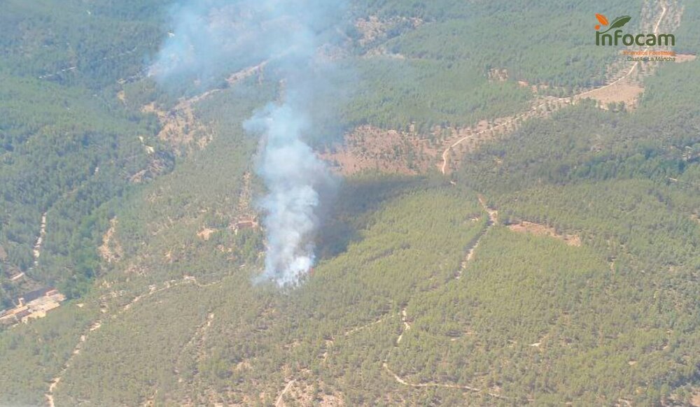 Controlado el incendio en Enguídanos con la labor de cinco equipos y 24 personas