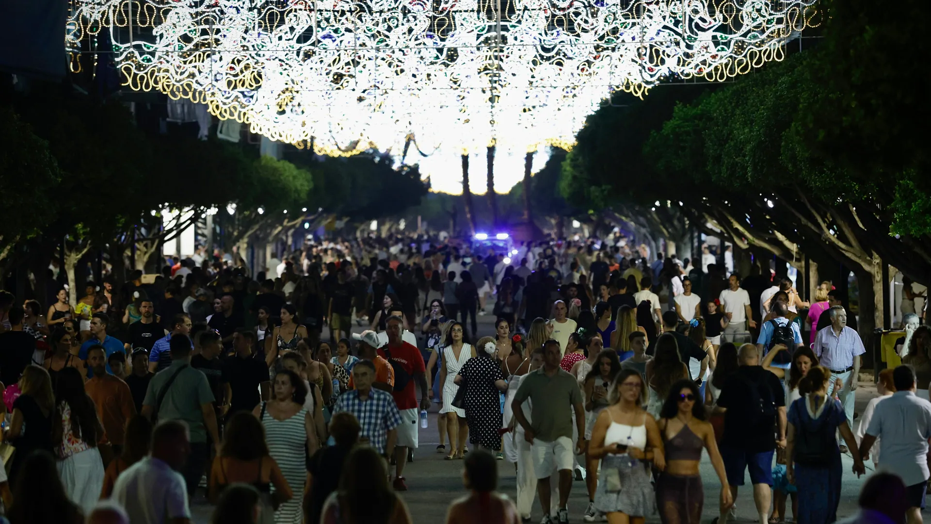 Arrestan a un hombre por una agresión lesbófoba en el Real de la Feria de Málaga